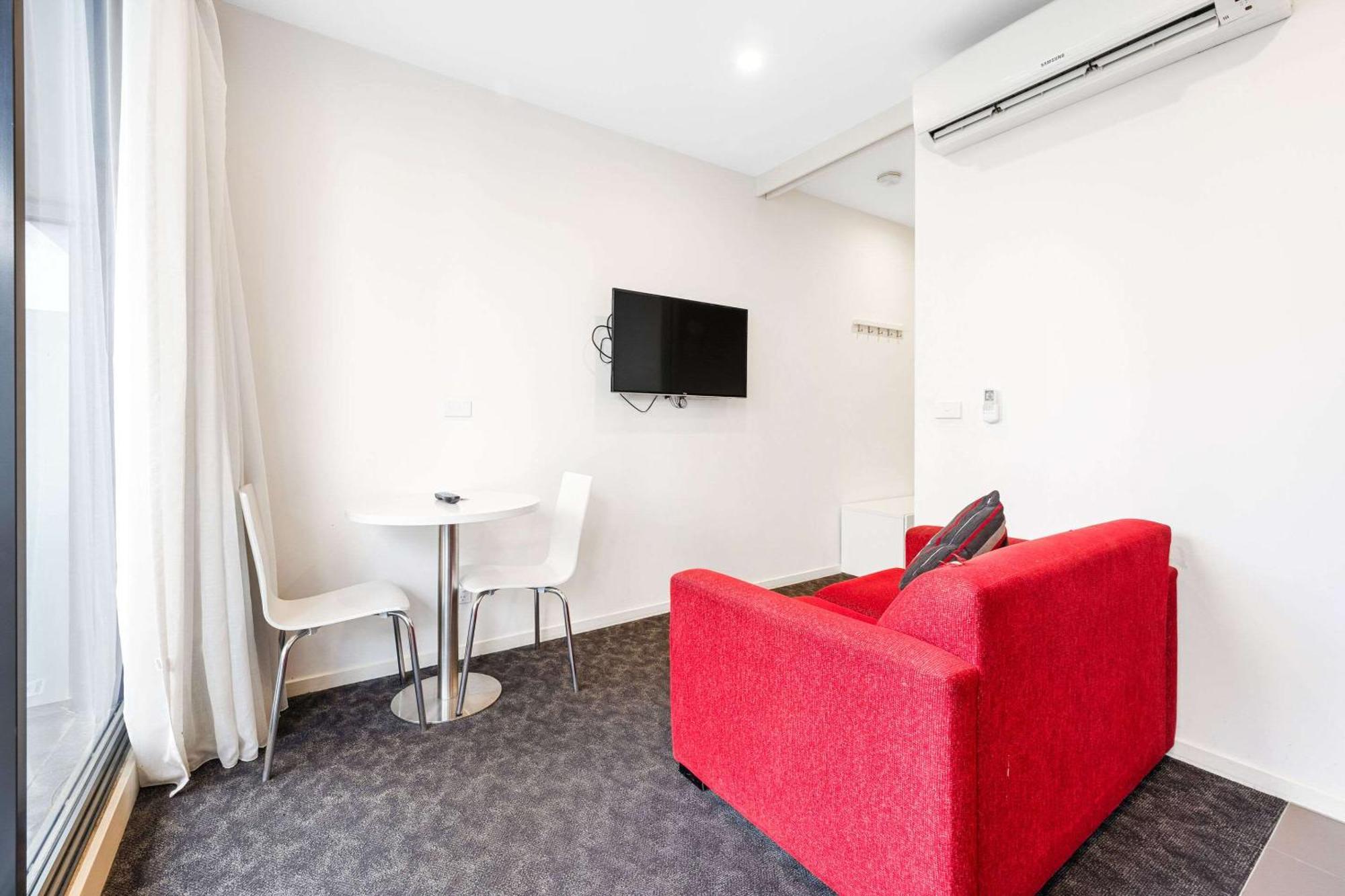 Comfort Hotel 4*